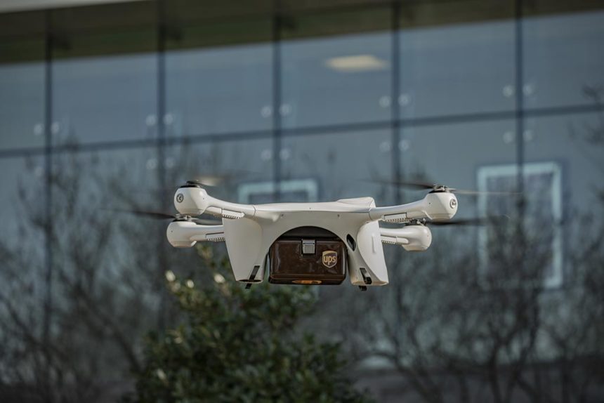 UPS solicită certificare pentru servicii de livrare cu drone