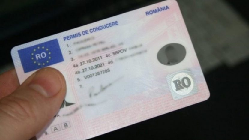 De azi, tarife mai mari pentru permisele de conducere şi certificatele de înmatriculare